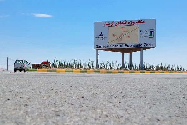 مشکلات صنعتگران استان سمنان بررسی شد/ ایجاد زیرساخت‌های سرمایه گذاری