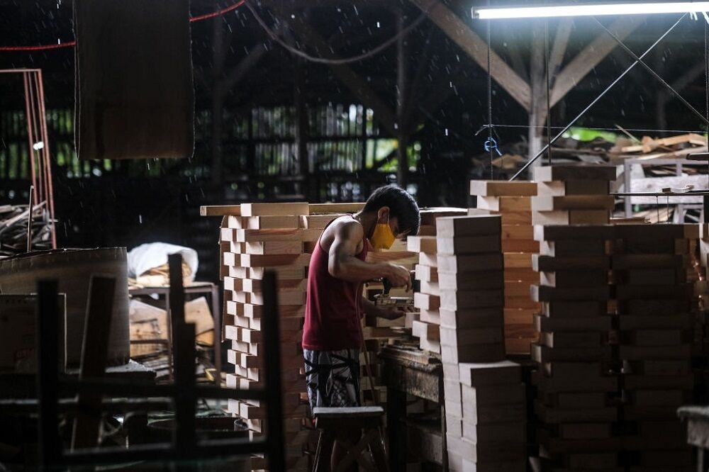 لزوم ایجاد شهرک صنعتی تخصصی چوب در همدان| ۵۰ هزار درودگر چشم انتظار حمایت دولت هستند