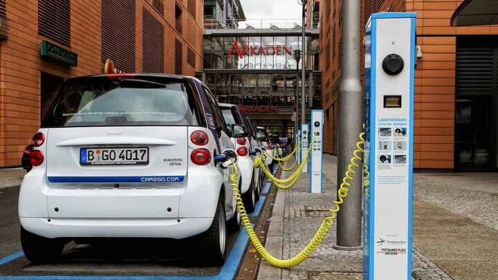 افزایش ناوگان خودروهای برقی آمازون در اروپا