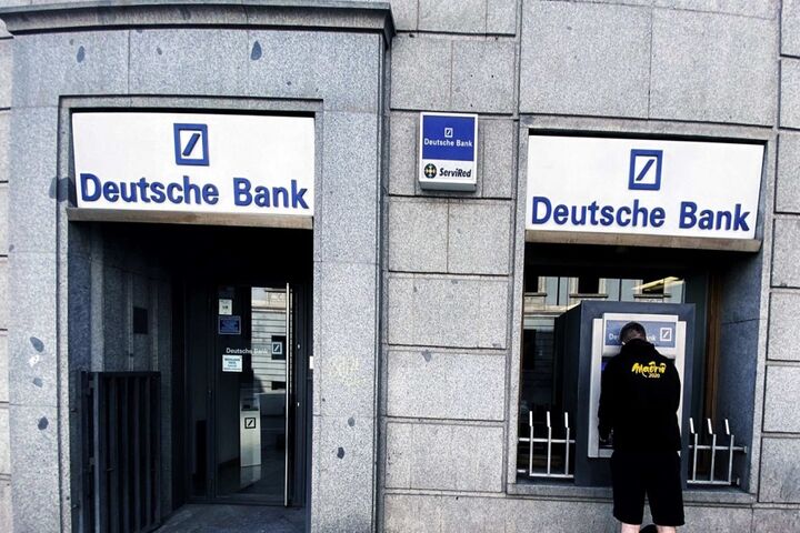 دویچه بانک آلمان 6
