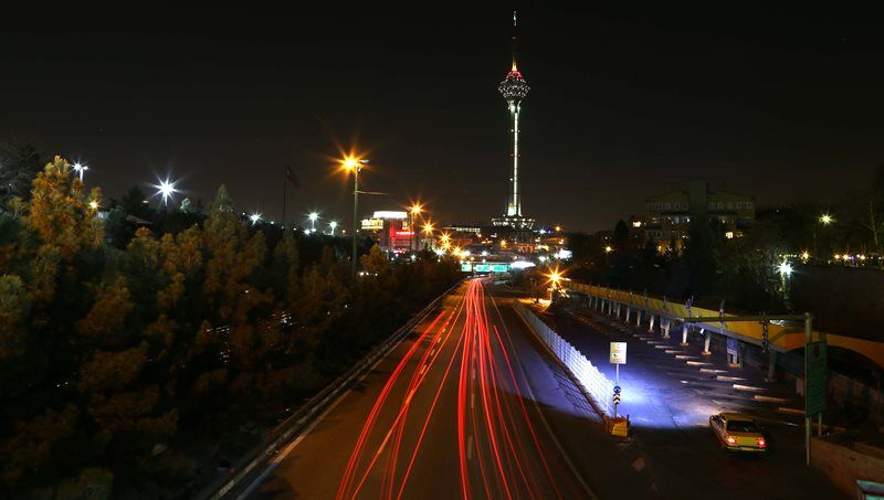 استفاده از ۷۰ هزار لامپ فوق‌کم‌مصرف در روشنایی معابر تهران