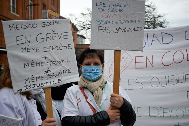 اعتراض کادر درمان فرانسه 2