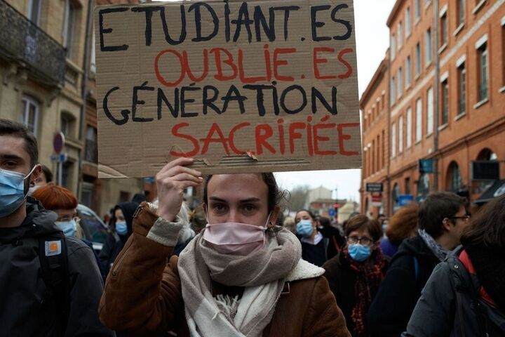 اعتراض کادر درمان فرانسه 6