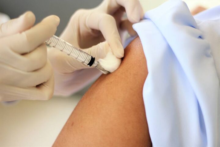 تایید فایزر و شروع واکسیناسیون در استرالیا | امکان توزیع در نقاط دورافتاده وجود ندارد