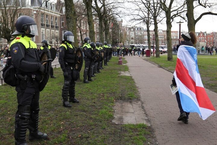 درگیری در هلند 5