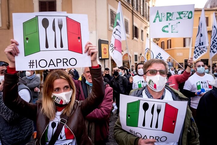 اعتراض در ایتالیا 12