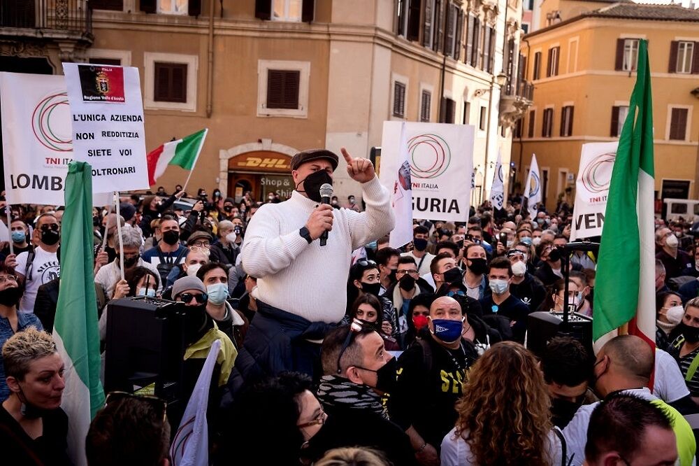 اعتراض رستوران‌داران به محدودیت‌های کرونایی در ایتالیا