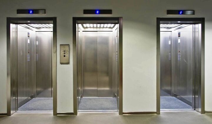 انتقاد فعالان صنف آسانسور و پله برقی از اخذ مالیات بر ارزش افزوده
