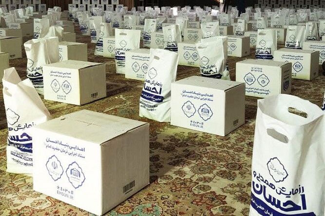 بنیاد احسان ۶۲ هزار بسته غذایی در استان بوشهر توزیع کرد