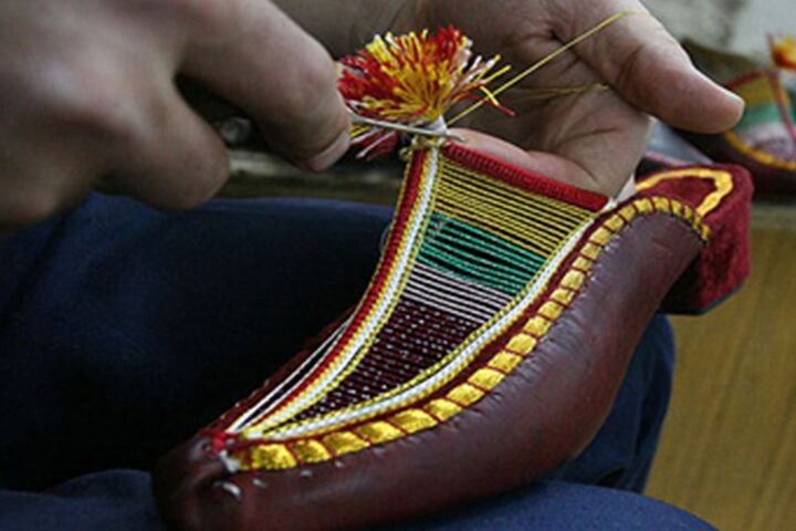 چاروق دوزی در زنجان چاروق دوزی در زنجان