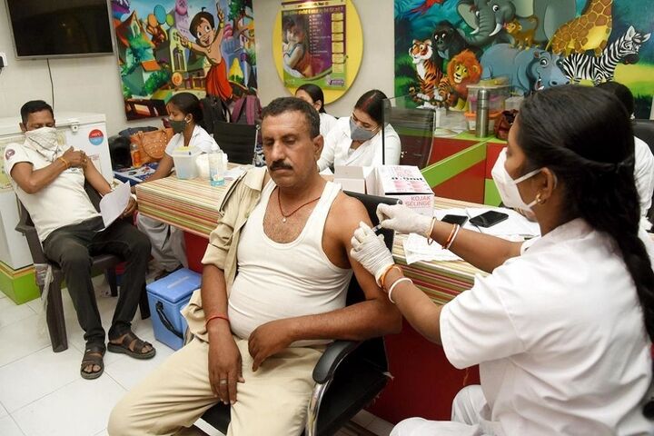 واکسیناسیون هند 8
