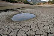 خشک شدن آب چشمه‌ها و رودخانه‌های ایوان| برداشت از چاه‌ها متوقف شود