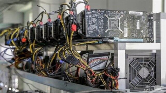 کشف ۱۸۰۰ دستگاه رمز ارز غیرمجاز در استان همدان