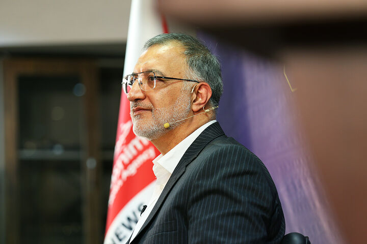 شهردار تهران از دریافت مجوز واردات اتوبوس خبر داد