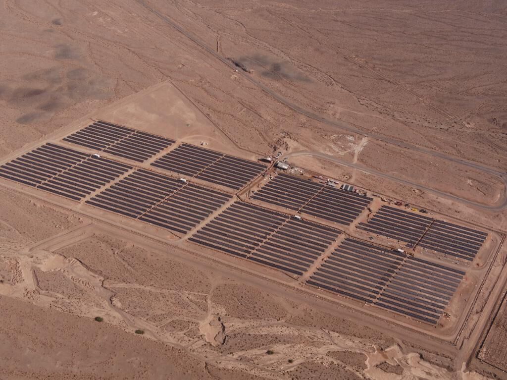 عقب ماندگی استان سمنان از قافله انرژی خورشیدی | ظرفیت روستاها در توسعه انرژی‌های تجدیدپذیر