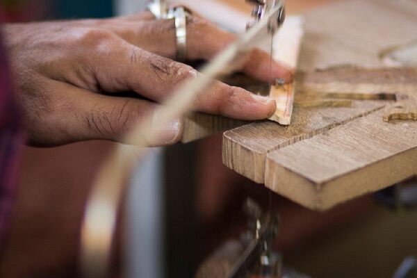 تولید و فروش صنایع دستی همدان تحت الشعاع کرونا | هنرمندان چشم انتظار حمایت هستند