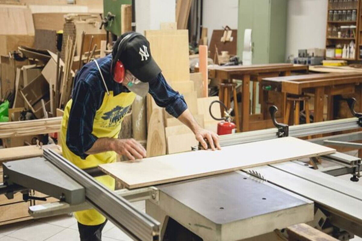 آسیب زنجیره ای به صنوف و مشاغل مرتبط با بازار مسکن