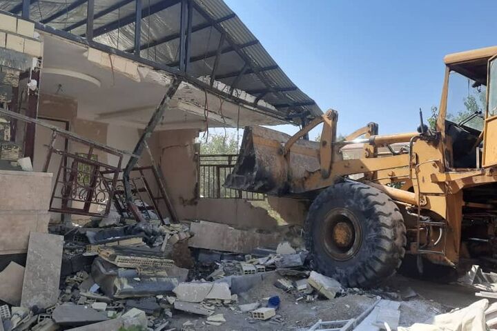 ۱۵ فقره از ساخت وسازهای غیرمجاز در روستای «حیدره» همدان تخریب شد