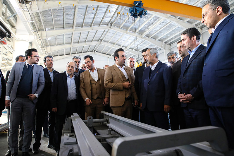 کارا ماشین آرنا تولید کننده انواع لیفتراک و تجهیزات انبارداری در ایران