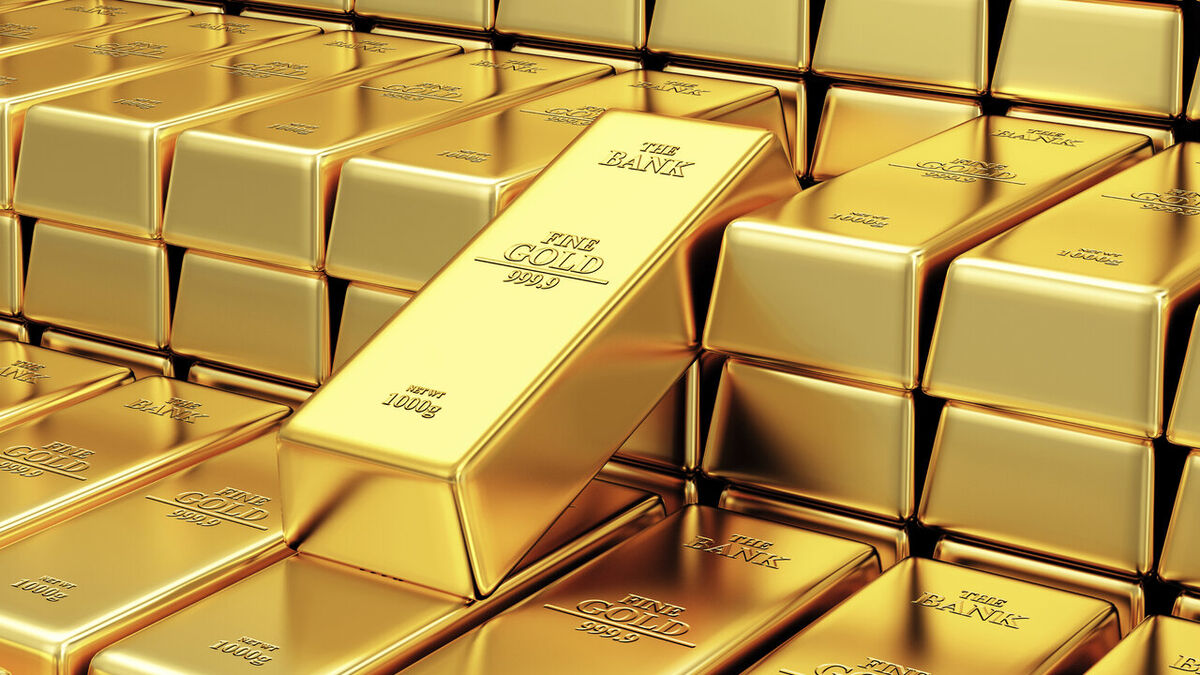 احتمال ادامه ریزش قیمت طلا در بازارهای جهانی طی روزهای آینده