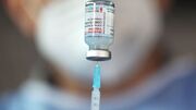 مرگ دو ژاپنی پس از دریافت واکسن مدرنا | جنجال آلودگی ادامه دارد