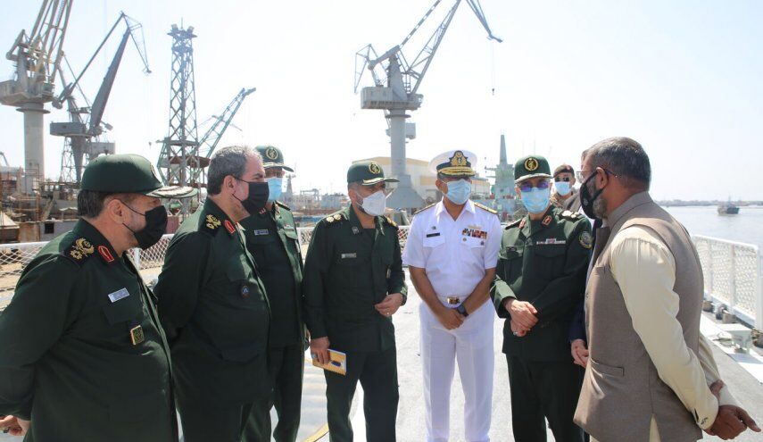 توافق ایران و پاکستان برای تعمیر و نگهداری کشتی و زیردریایی