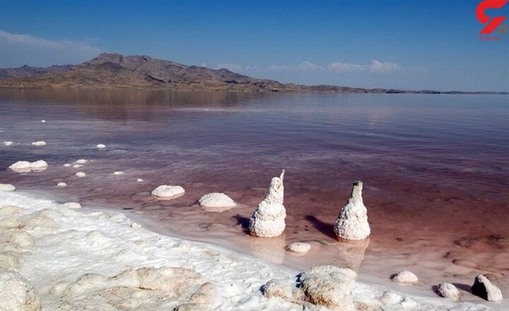 تراز آبی دریاچه ارومیه ۶۳سانتی‌متر کمتر شد، حجم آب نصف! 