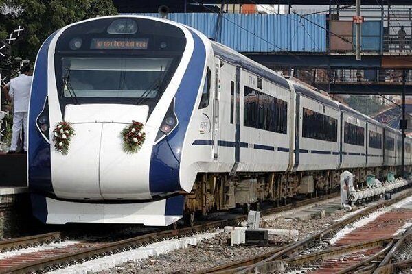 برنامه‌ریزی هند برای «کربن صفر» شدن راه‌آهن این کشور تا سال ۲۰۳۰