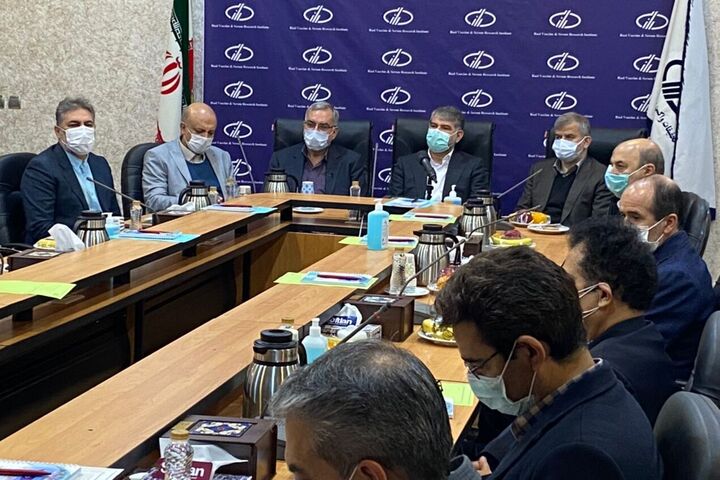 دیگر واردات واکسن کرونا نخواهیم داشت| تحویل ۱۰۰ میلیون دز واکسن کووپارس تا شهریور سال آینده دیگر واردات واکسن کرونا نخواهیم داشت| تحویل ۱۰۰ میلیون دز واکسن کووپارس تا شهریور سال آینده