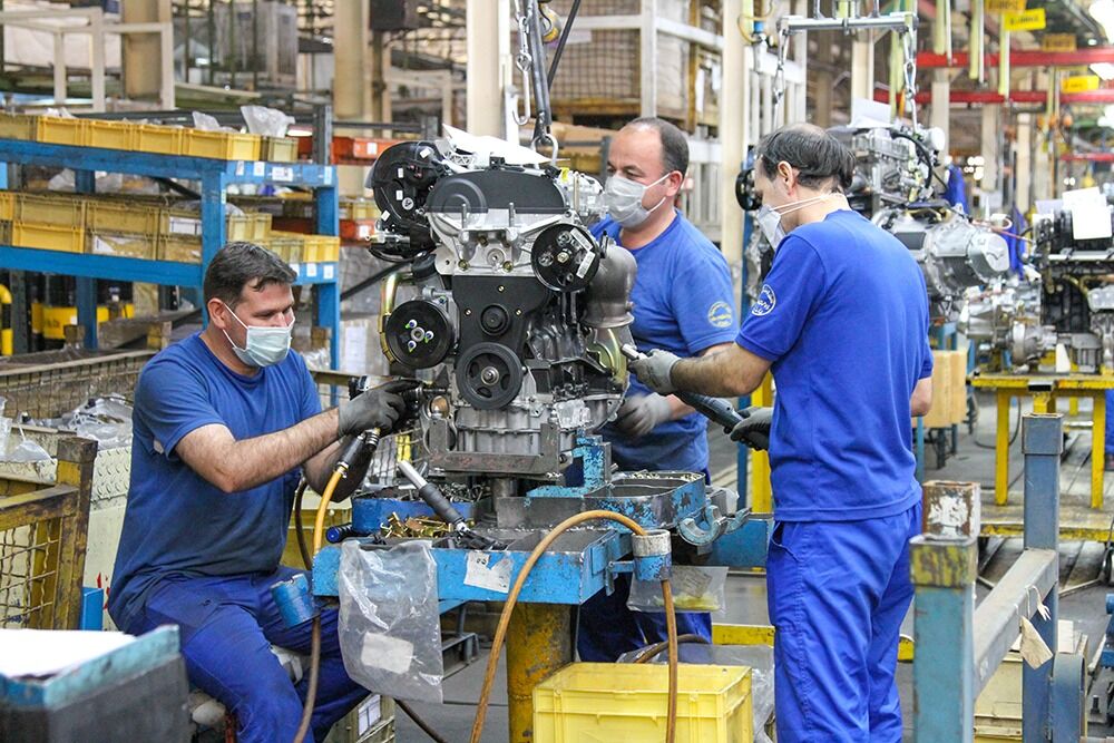 گلوگاه های تولید ناقص شناسایی و رفع می شود| افزایش تیراژ و کیفیت ایران خودرو