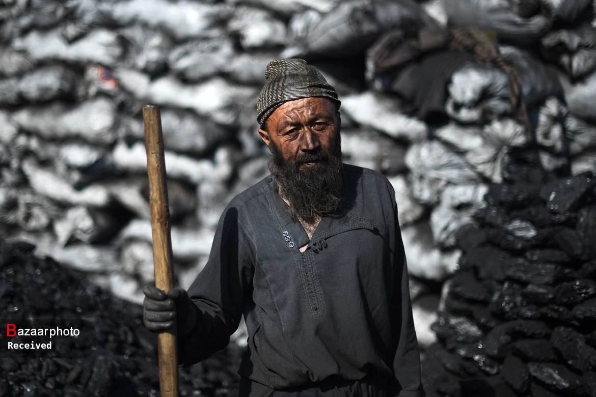 سوزاندن ذغال سنگ تنها راه مردم افغانستان برای گرم شدن!
