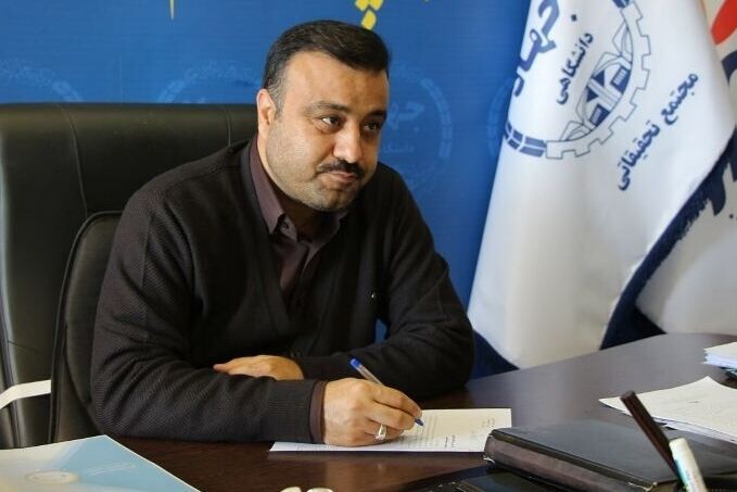 تاکید بر تولید دانش بنیان عاملی برای جلوگیری از مهاجرت افراد تحصیل کرده کشور تاکید بر تولید دانش بنیان عاملی برای جلوگیری از مهاجرت افراد تحصیل کرده کشور