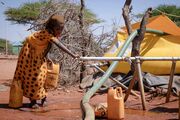 سومالی، محاصره بین جنگ و خشک سالی