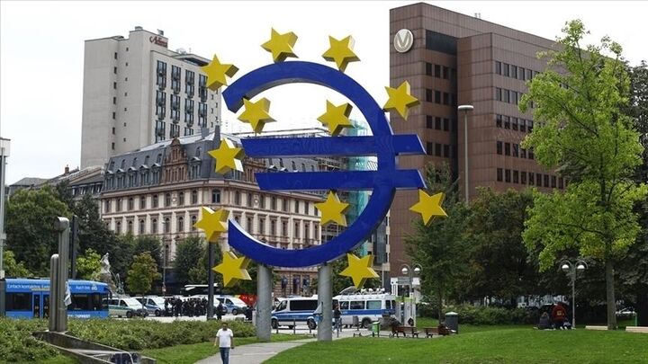افزایش ۵۰ واحدی نرخ بهره بانک مرکزی اروپا تا ماه سپتامبر