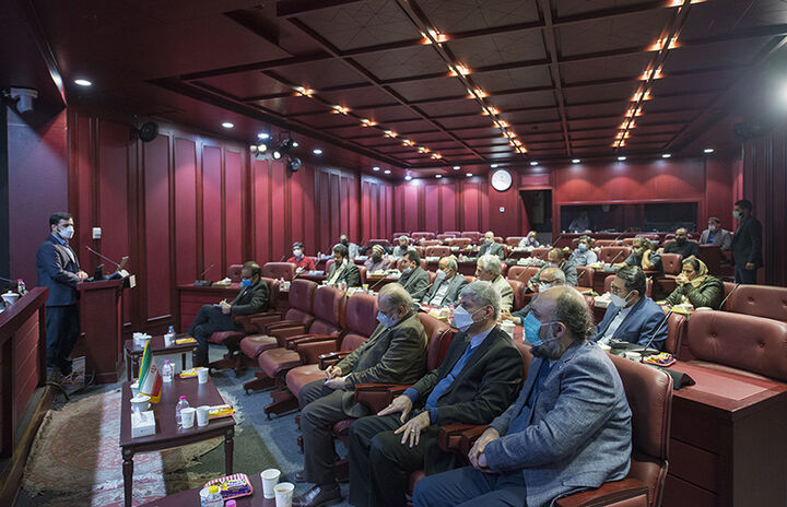 سهم کمتر از یک درصدی هنر در اقتصاد ایران سهم کمتر از یک درصدی هنر در اقتصاد ایران