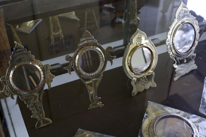 صنایع دستی سنتی «آینه فلزی» هند