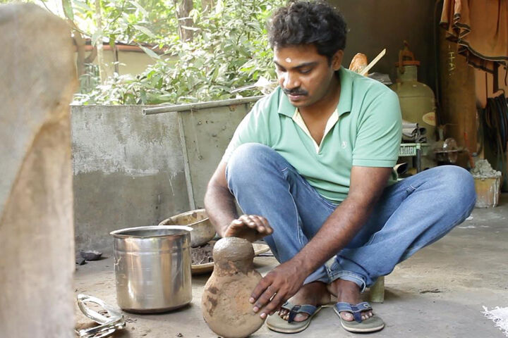 صنایع دستی سنتی «آینه فلزی» هند