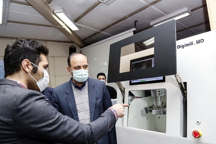 بومیسازی دستگاه برش دندانپزشکی توسط یک شرکت دانش بنیان در تبریز بومیسازی دستگاه برش دندانپزشکی توسط یک شرکت دانش بنیان در تبریز