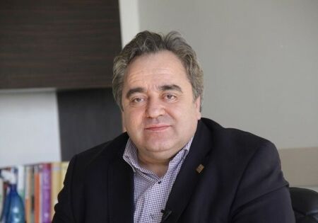 رقبای تجاری درصدد تخریب بازارهای ایران | صادرات به روسیه راه هموارتری میطلبد