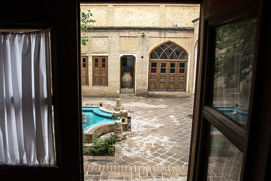 میزبانی نگین گردشگری مذهبی از مسافران نوروزی|  قم مقصد سفرهای ارزان قیمت