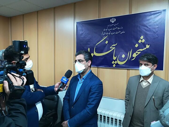 تشکیل کارگروهی برای افزایش تولید در قم| بازگشت هزار واحد به مدار تولید در کشور تشکیل کارگروهی برای افزایش تولید در قم| بازگشت هزار واحد به مدار تولید در کشور