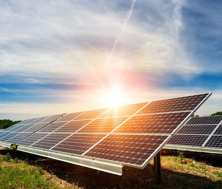 اصفهان ظرفیت تولید ۹۰۰ مگاوات برق خورشیدی دارد| ضرورت توجه بخش خصوصی 