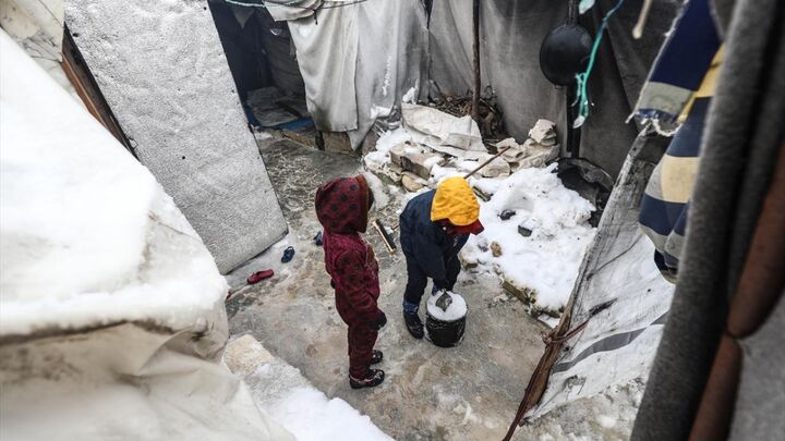 گریه کودکان، سکوت شبانه در اردوگاه های ادلب را می شکند