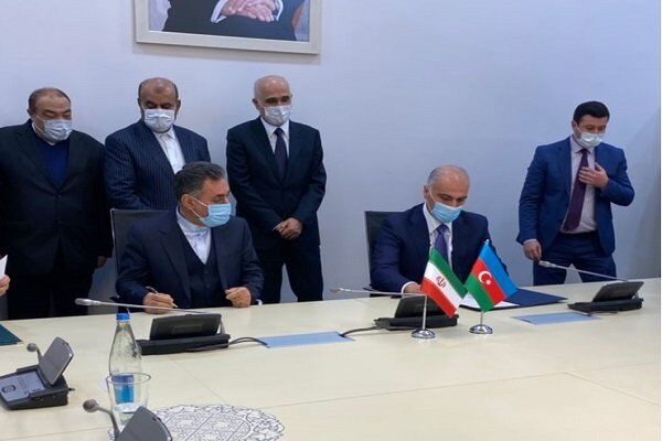 امضای توافقنامه ساخت پل جاده ای در مرز ایران و جمهوری آذربایجان