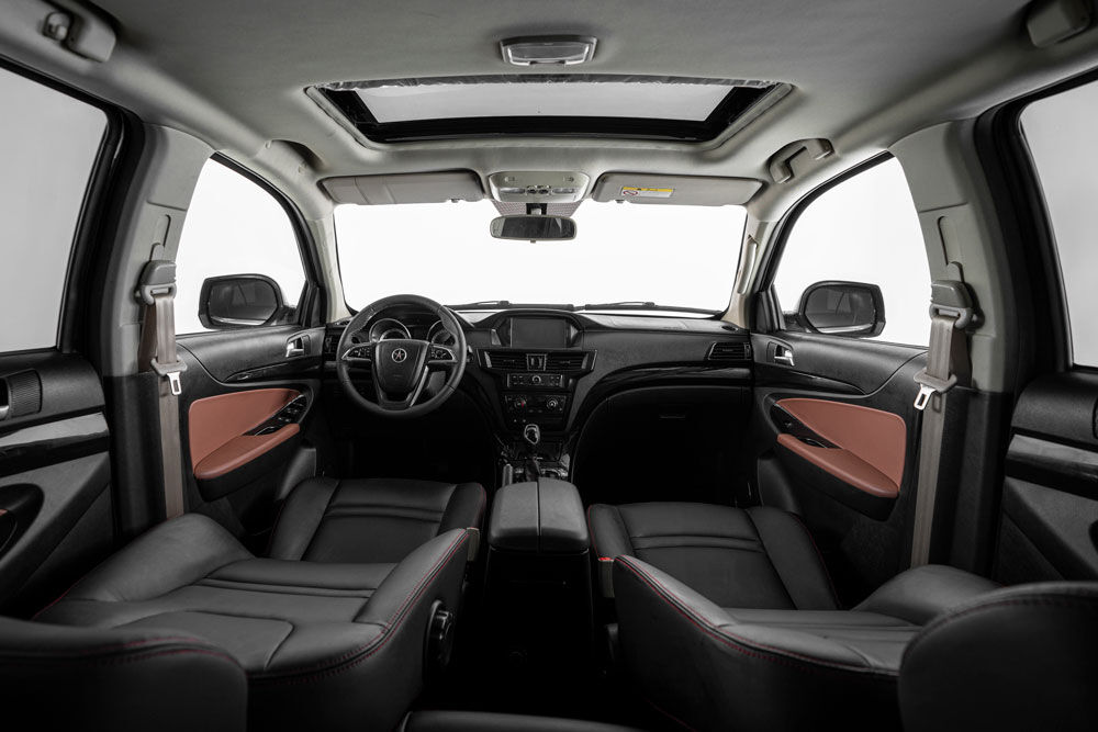 ضعف فنی محصولات «ایلیاموتور» و «مکث موتور»| جولان خودروهای چینی در غیاب مدعیان ملی ساز