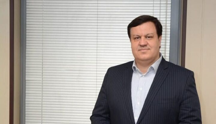 رئیس هیات مدیره بانک رفاه به بانک تجارت رفت رئیس هیات مدیره بانک رفاه به بانک تجارت رفت