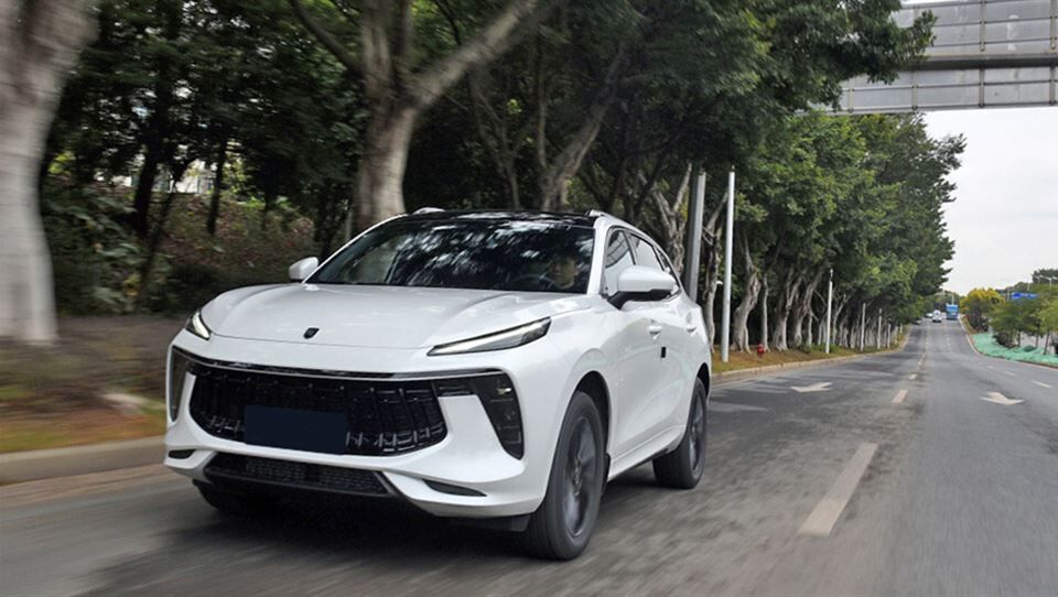 خودروهای چینی در بازار ارزان شدند| خودروهای وارداتی تقاضا کاذب را کاهش می دهند