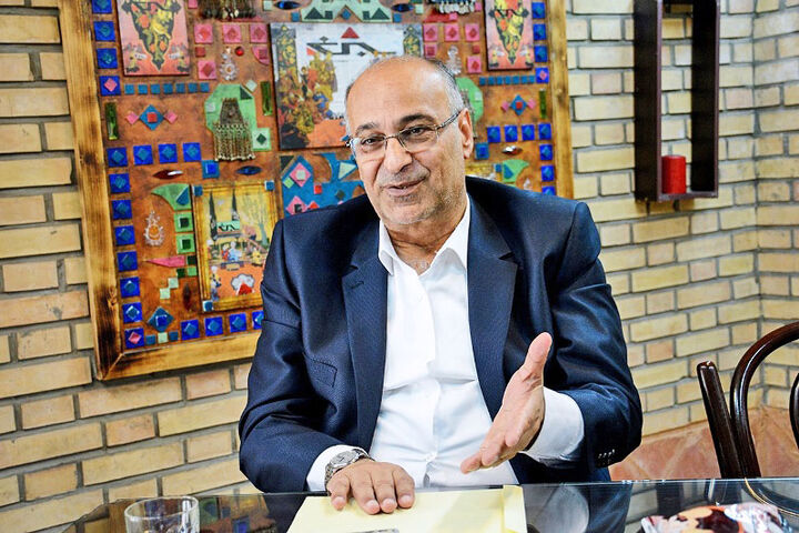 شرکت نفت نباید کوچک  شود شرکت نفت نباید کوچک  شود