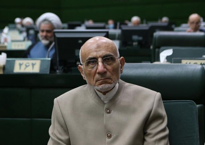 منافع مشترک ناظر و هیئت مدیره سازمان بورس| سودجویی از بیاطلاعی مردم منافع مشترک ناظر و هیئت مدیره سازمان بورس| سودجویی از بیاطلاعی مردم