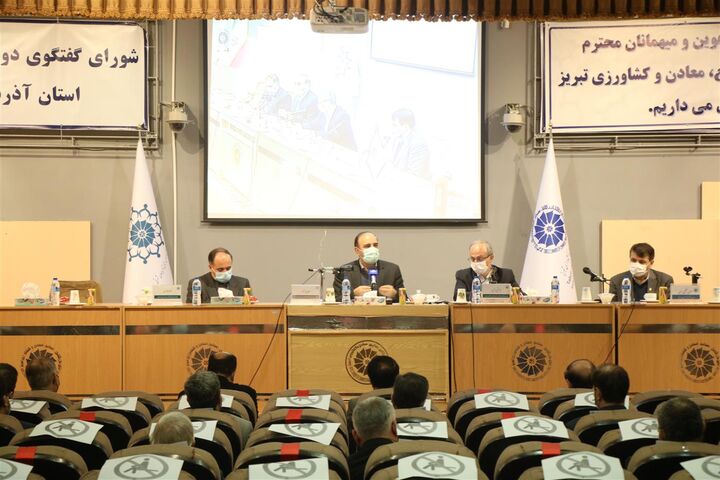 ضرورت رفع مشکلات مربوط به کمبود برق و زیرساخت های شهرک های صنعتی ضرورت رفع مشکلات مربوط به کمبود برق و زیرساخت های شهرک های صنعتی